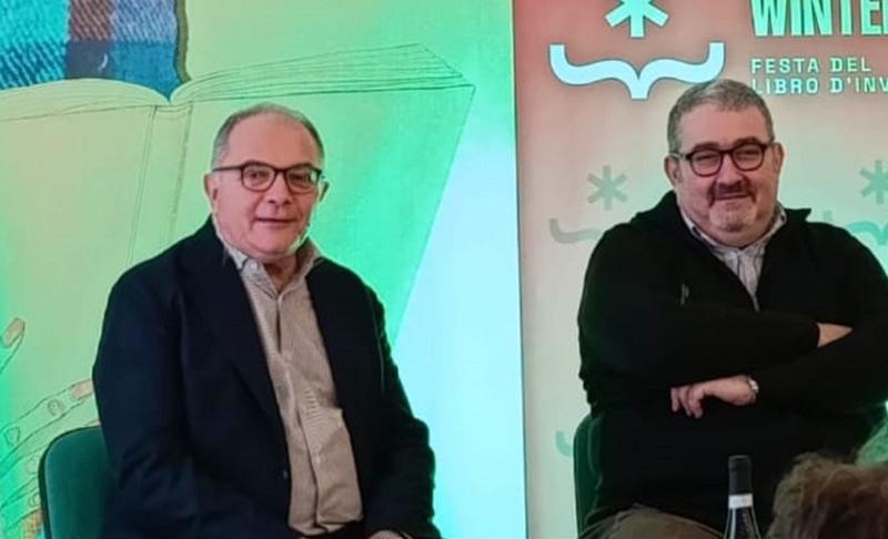 Il procuratore di Livorno Maurizio Agnello torna in libreria con un «pm basista» fra tycoon e festini hard