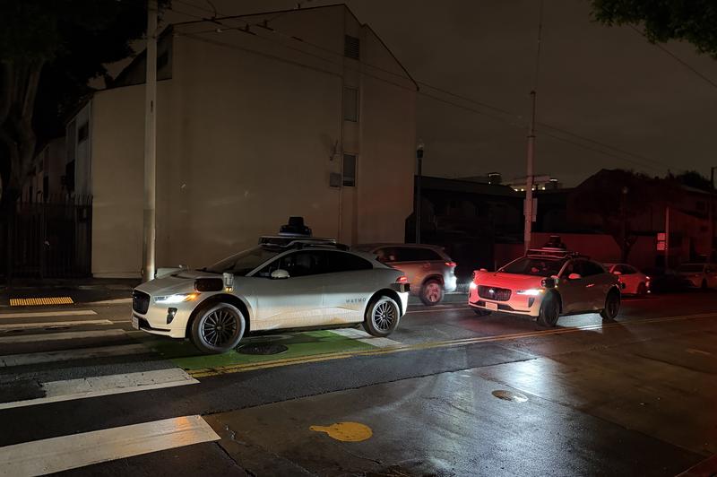 Waymo halts service in SF as cars stall at intersections