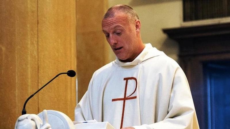 Violenza sessuale, don Samuele Marelli andrà alla sbarra: avrebbe abusato di 4 ragazzi dell’oratorio