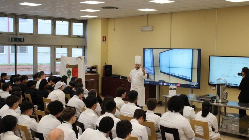 A lezione (di vita) con gli chef: Condividiamo ricette e storie: sacrifici, ma la passione vince”