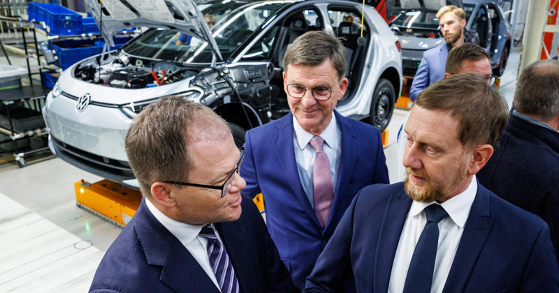 Fin des voitures thermiques en 2035 : Bruxelles lève le pied sans faire marche arrière