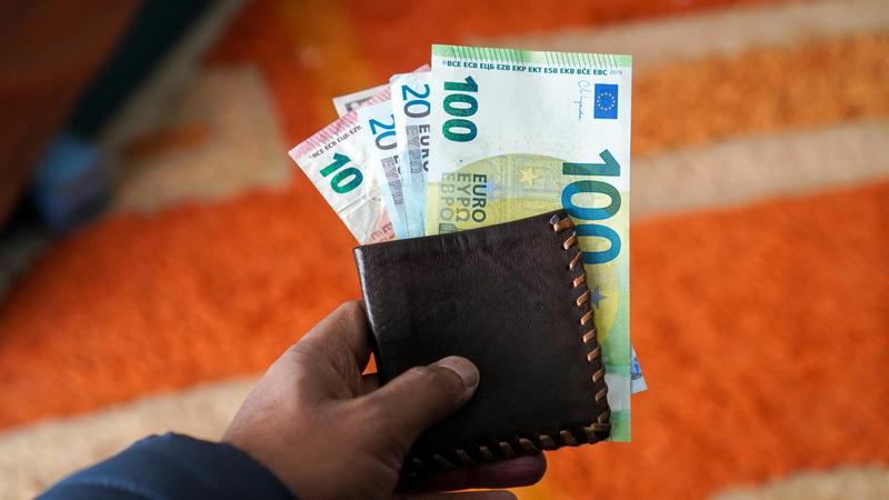 Καλή χρονιά, καλή χρονιά, με χαράτσι στα νερά!