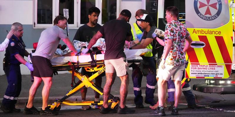 Attentäter warfen Sprengsätze auf Teilnehmer der Chanukka-Feier