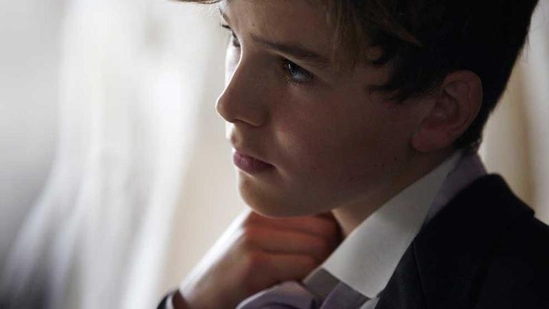 “Lei non esiste più, ora è lui. A 12 anni aveva già le idee chiare sul cambio di sesso. Aspettare? Inutile sofferenza”