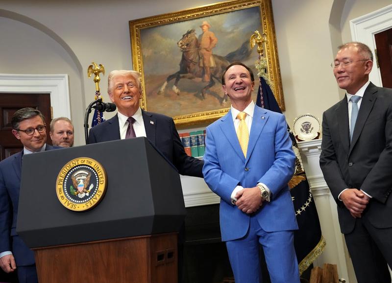 Denmark Furious After Trump Appoints New Special Envoy to Greenland