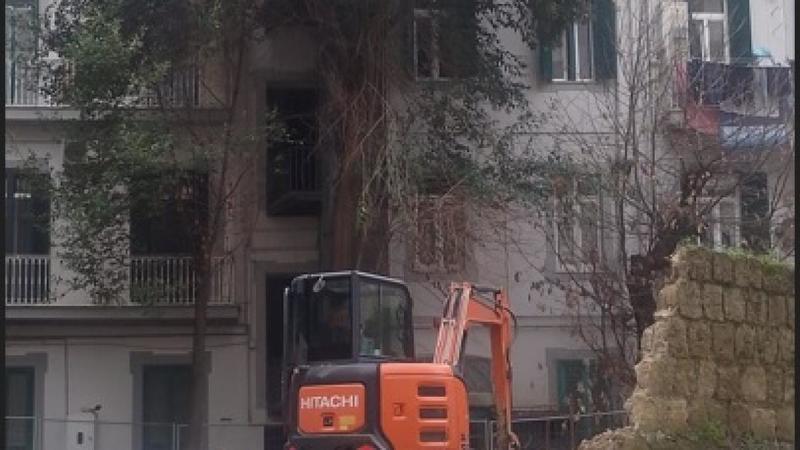 Ennesimo parcheggio al Vomero al posto di alberi e aiuole: Ã¨ protesta