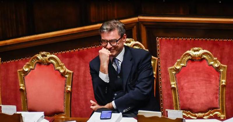 Dopo il braccio di ferro con Salvini sulle pensioni, il ministro è ormai considerato un “uomo della premier”