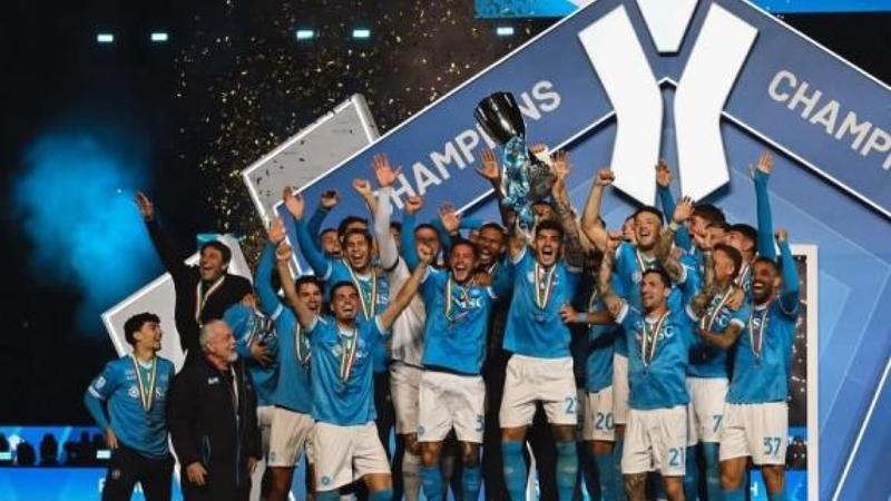 Gli azzurri vincono la Supercoppa Italiana: Neres decisivo