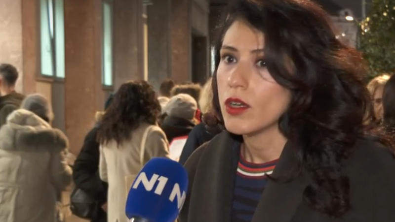 „Zdravlje ne sme da zavisi od profita“: Ispred Skupštine grada održan protest radnika Apoteke Beograd