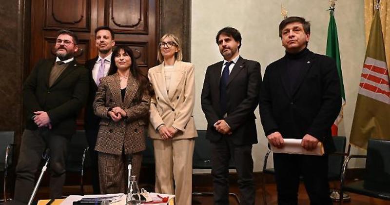 La presidente Proietti alla conferenza di fine anno: 