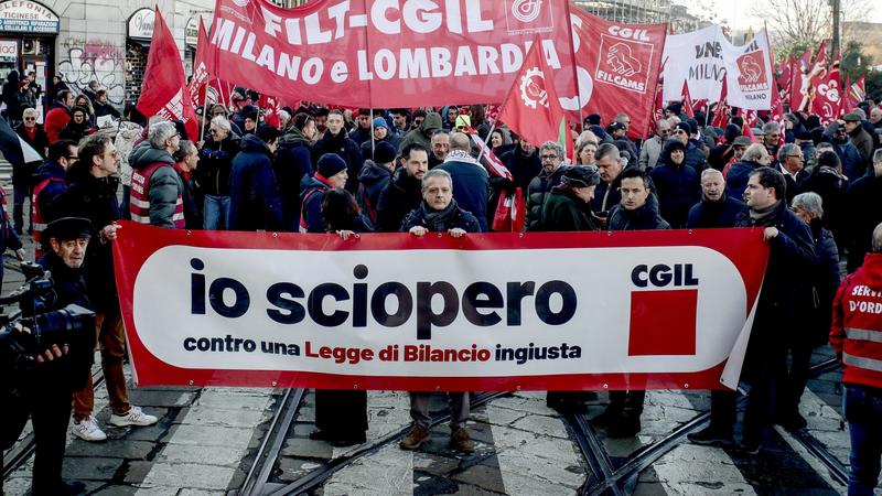 Lavoro, un anno di vertenze a Milano e in Lombardia nel bilancio della Cgil: dalle neomamme licenziate agli stipendi fantasma