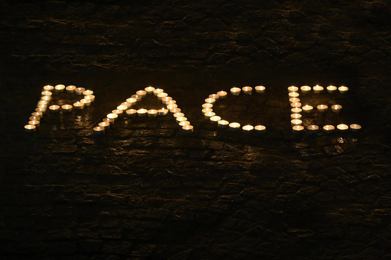 Non dobbiamo stancarci di chiedere una Pace vera