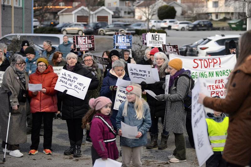 Protestene mot datasentre øker verden over. Også blant Trump-supporterne