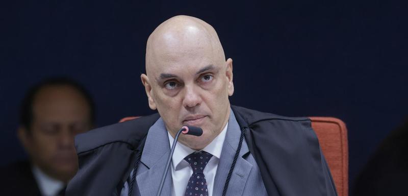 República constrangida por ministro e banco