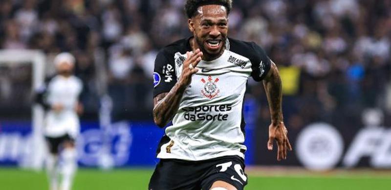Mais do que Memphis, Yuri ou Garro, José Martinez é o Corinthians