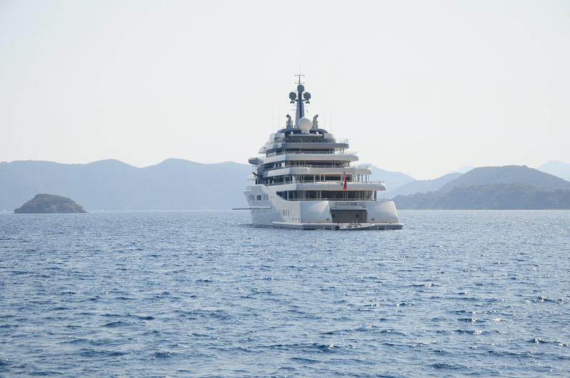 The politics of the hyper-polluting private transport used by the world’s super-rich is hotting up The politics of the hyper-polluting private transport used by the world’s super-rich is hotting up