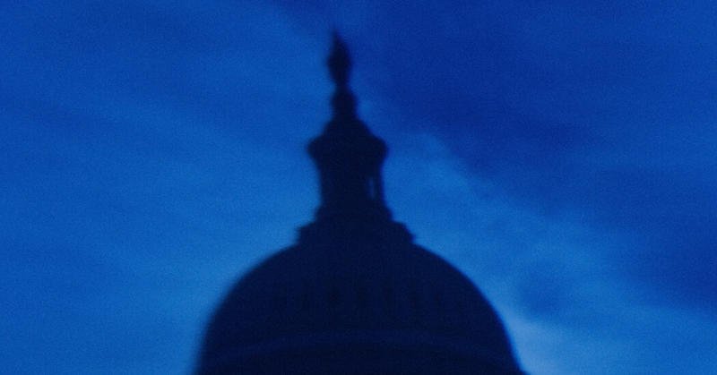 3 Theories of What’s Going On With the Contradictory Economic Data