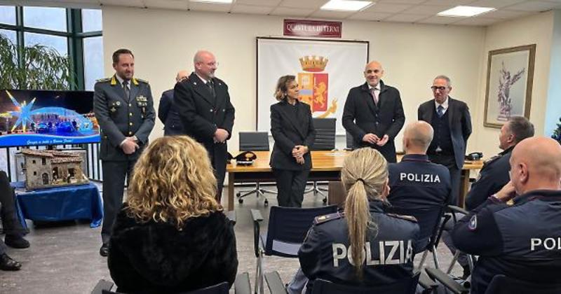 Terni, il sottosegretario Prisco con il prefetto Orlando in visita nelle sale operative