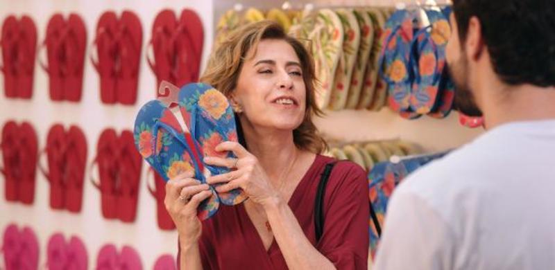 Havaiana comunista desobriga direita neandertal de raciocinar