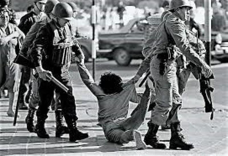 A propósito de lesa humanidad y crímenes de guerra…