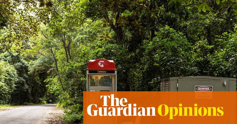 Free calls to Santa from payphones are a gift – and a reminder that public goods have a value beyond money