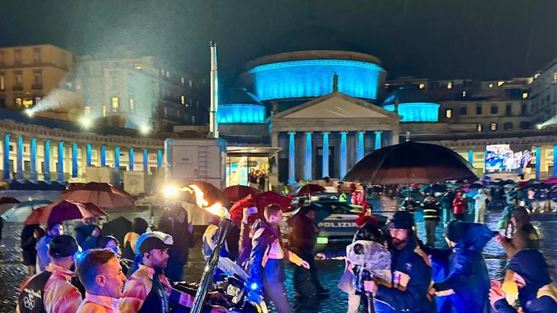 Milano-Cortina, Fabio Cannavaro ultimo tedoforo nella sua Napoli