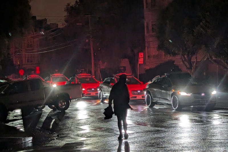 San Francisco should learn from Waymo’s power outage debacle — and enact tech rollout standards