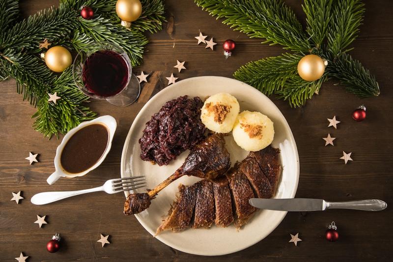 Weihnachtsessen und Traditionen: Wenn der Festtagsbraten ausfällt