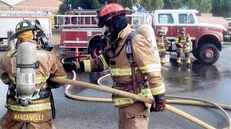 Esplosa una casa di cura in Pennsylvania: almeno 2 morti. Anziani dispersi sotto le macerie in fiamme