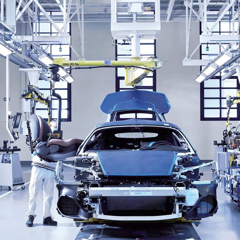 Auto: l’Europa cambia rotta, ma i nodi restano
