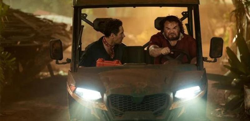 Tosco até o talo, 'Anaconda' é presente de Natal para crianças malcriadas