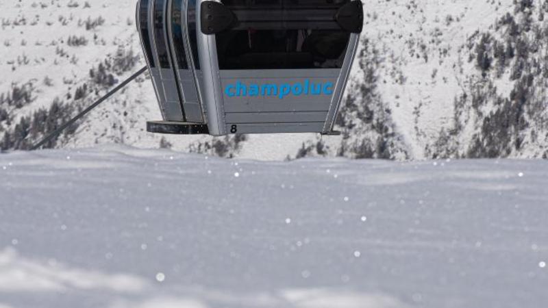 Trovata morta a 32 anni nel lago gelato, dramma a Champoluc. L’ipotesi di una caduta