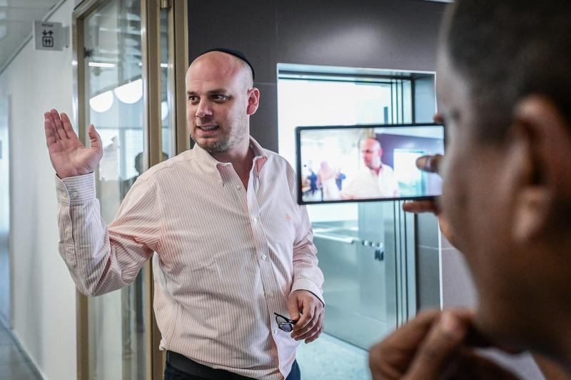 PM’s ex-aide withheld name of top official involved in Bild leak out of fear — report