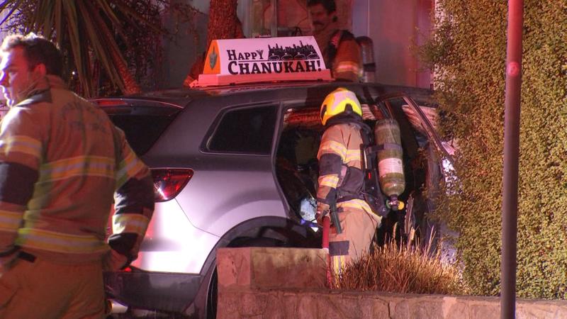 Rabbi’s car with ‘Happy Chanukah’ sign torched in Melbourne, as antisemitism wave persists
