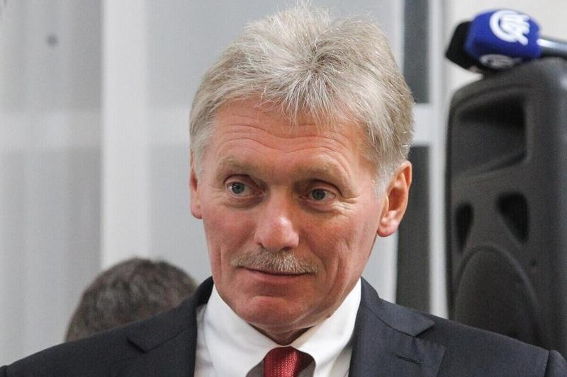 Песков усомнился в адекватности Зеленского после рождественского выступления с пожеланием смерти