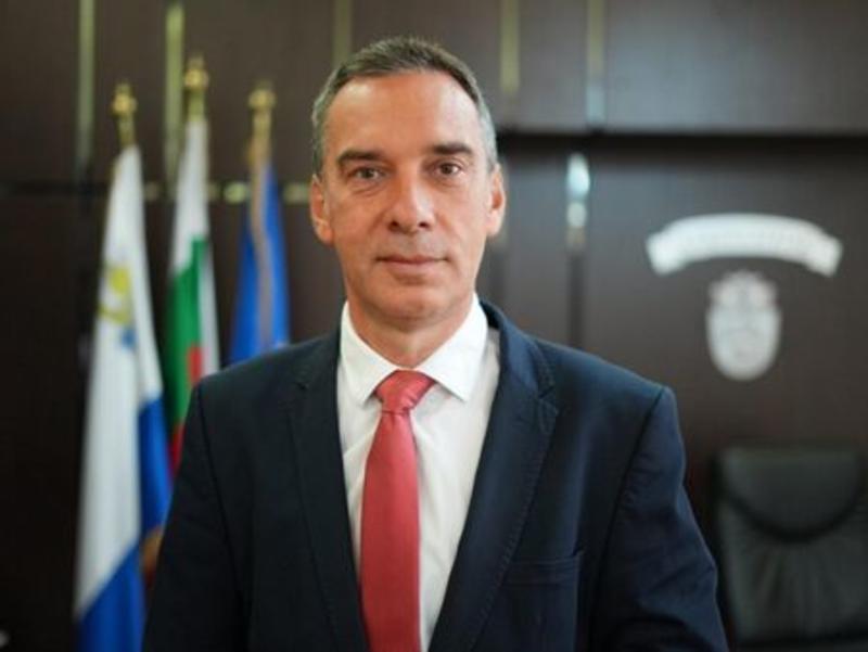 Кметът Николов: Нека Рождество Христово донесе здраве, уют и благоденствие във всеки бургаски дом!