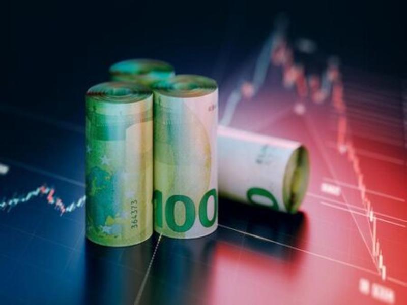 Как ще се променят заплатите, пенсиите и помощите след въвеждането на еврото