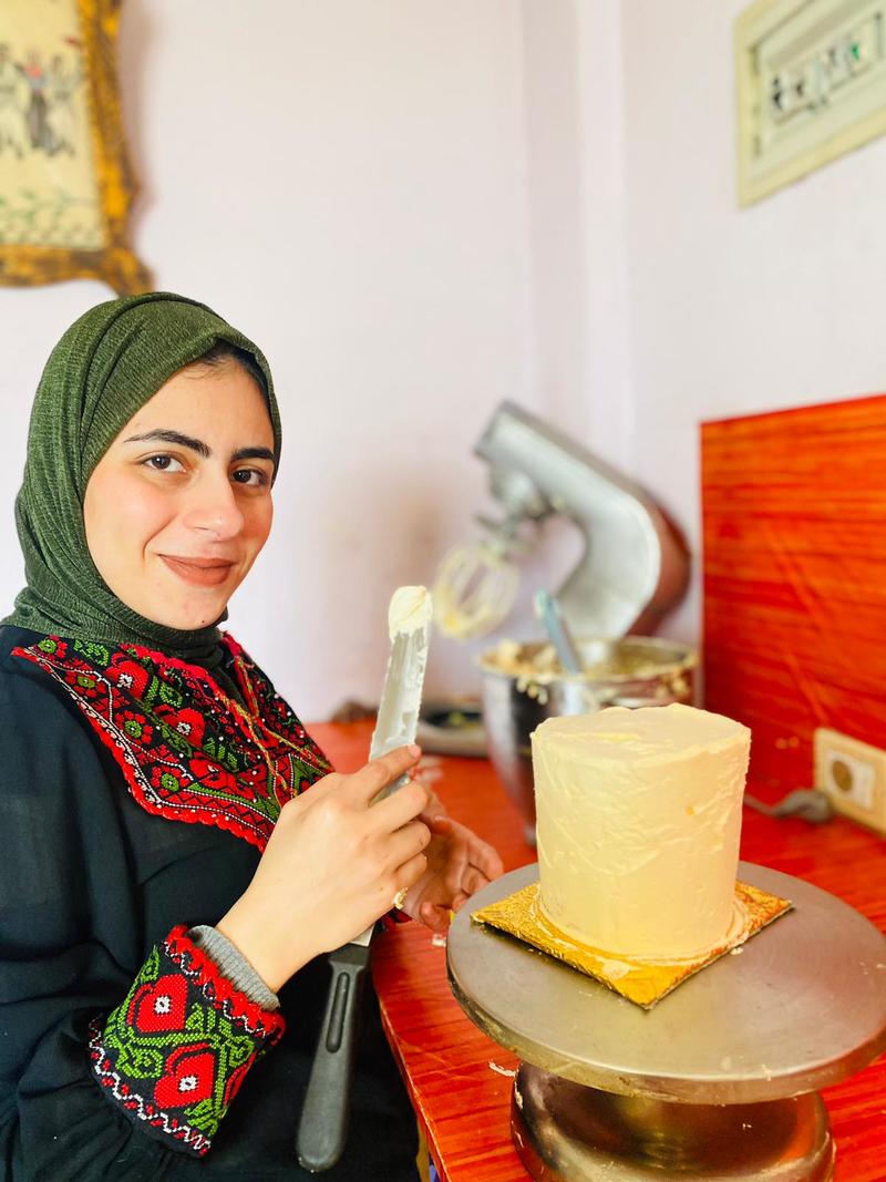 Amid Starvation and Mass Killings, This Gaza Baker Refused to Stop Her Work