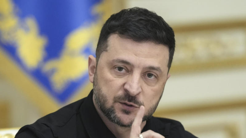 Зеленски е легитимен. Избори в Украйна са възможни само след трайно спиране на огъня