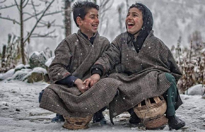 Kashmiri Kids Must Break the Freeze Frame This Winter