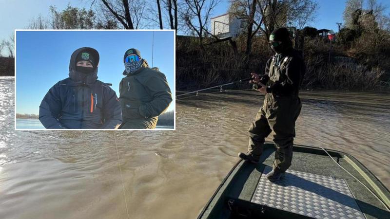 Sul Po a cavalcare l’onda di piena: “Benedizione per chi caccia i siluri”