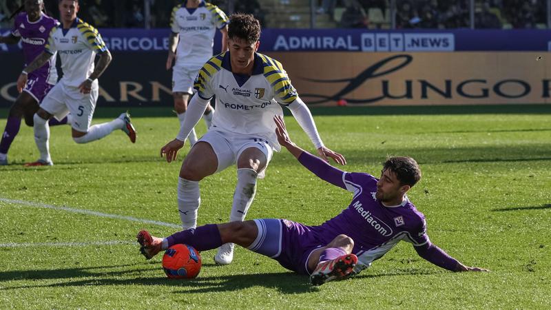 La Fiorentina cade ancora in uno scontro salvezza: il Parma stende i viola con un'incornata di Sorensen