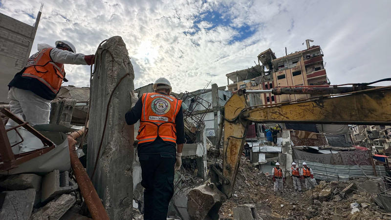Inside the Monumental Effort to Retrieve and Bury Gaza’s Dead Inside the Monumental Effort to Retrieve and Bury Gaza’s Dead