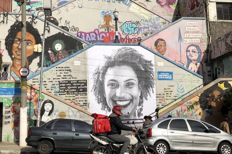 Arqueologia de um crime infame