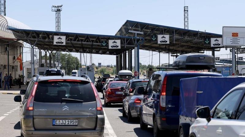 AMSS: Gužve u gradovima i na granicama