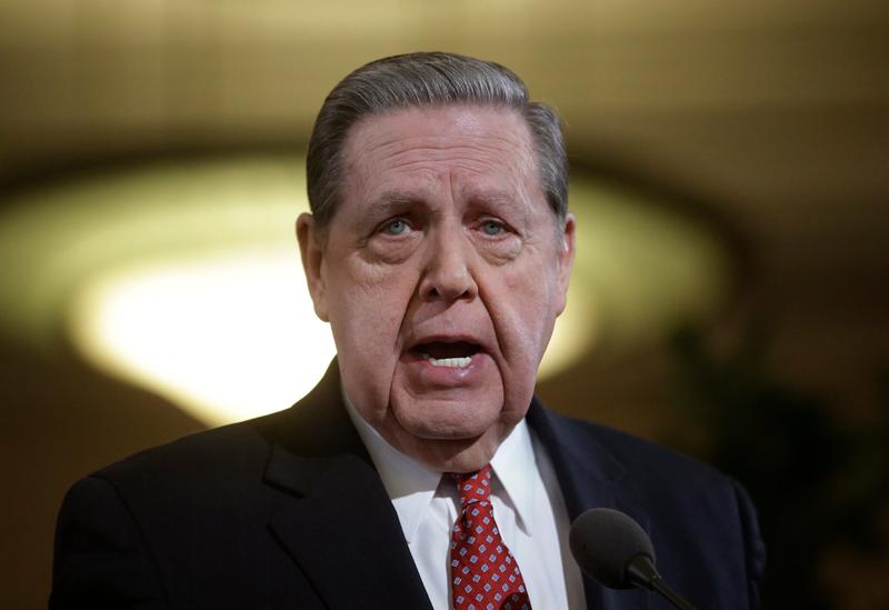 Senior Mormon official Jeffrey Holland, who fostered ties with Jews, dies at 85