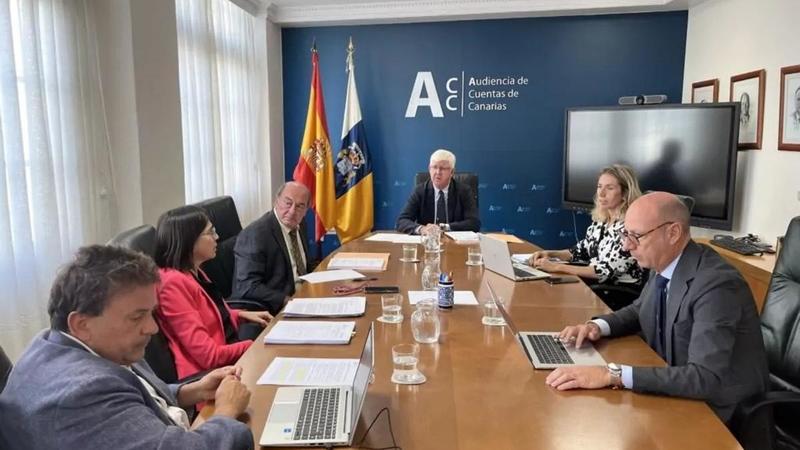 Reforzar el control de lo público