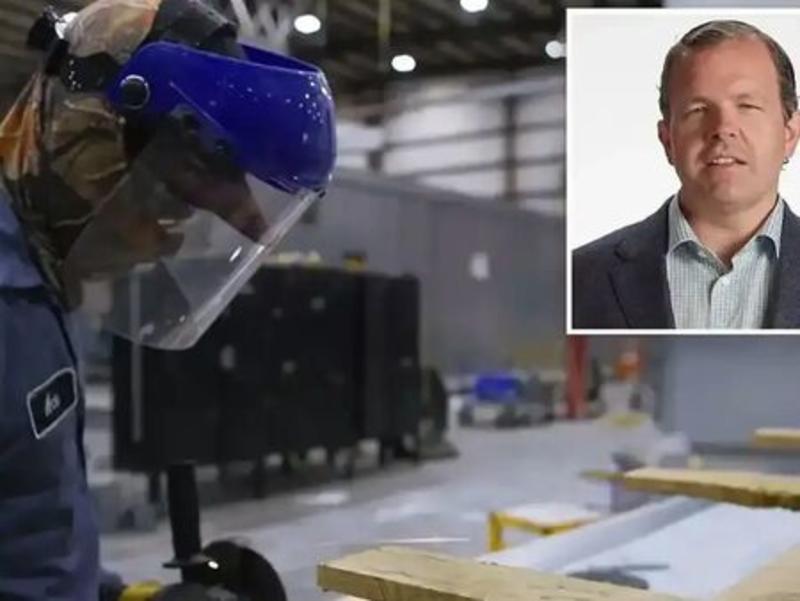 Шефът, който сбъдна коледната мечта: Бонуси по над 440 000 долара за всеки служител