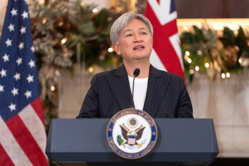 After Hanukkah attack, Australian FM says she’s ‘desperately sorry’ about antisemitism