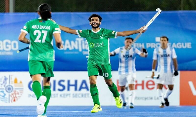 HOCKEY: THE PRO LEAGUE DISASTER